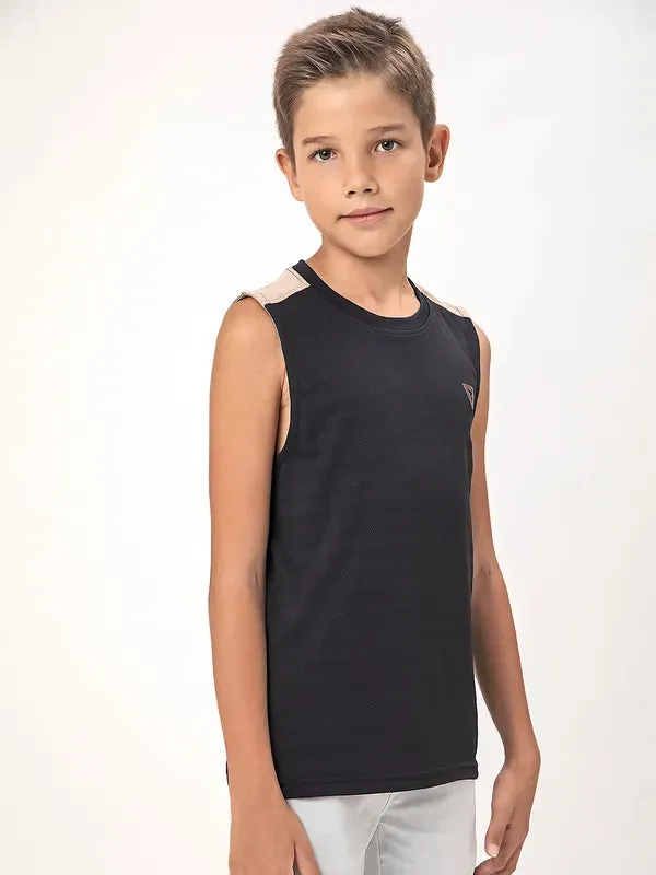 Boys Colorblock Slim Fit Crew Neck T-shirt with TECHNO COOL 