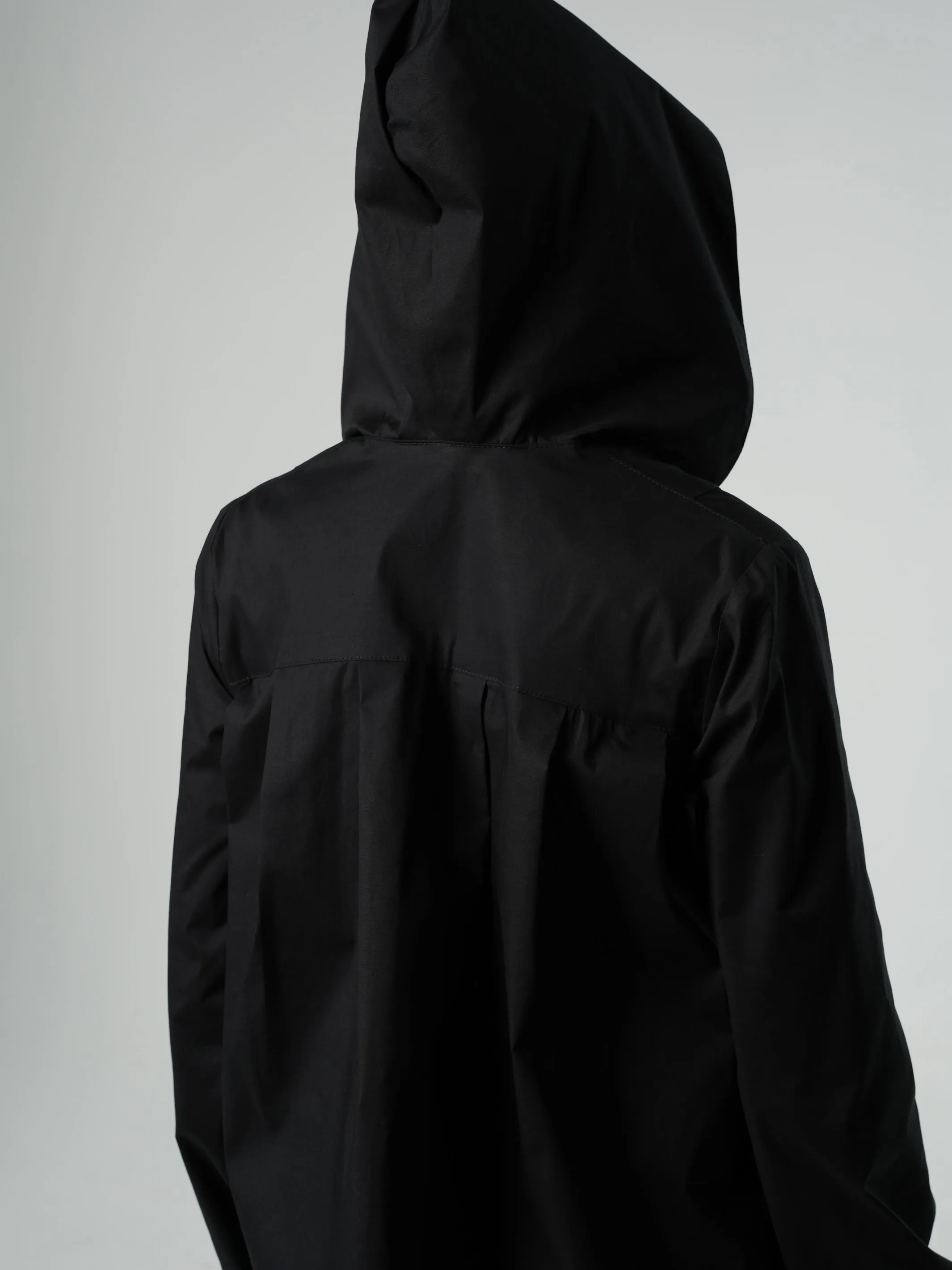 Long Sleeve Hooded Shirt In Black