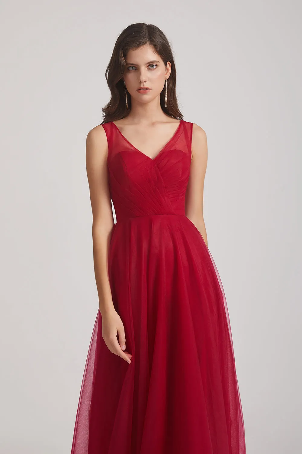 V-Neck Sleeveless A-Line Tulle Pleated Long Bridesmaid Dresses (AF0108)